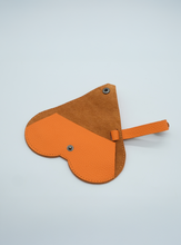 Translation missing: tr.sections.featured_product.gallery_thumbnail_alt